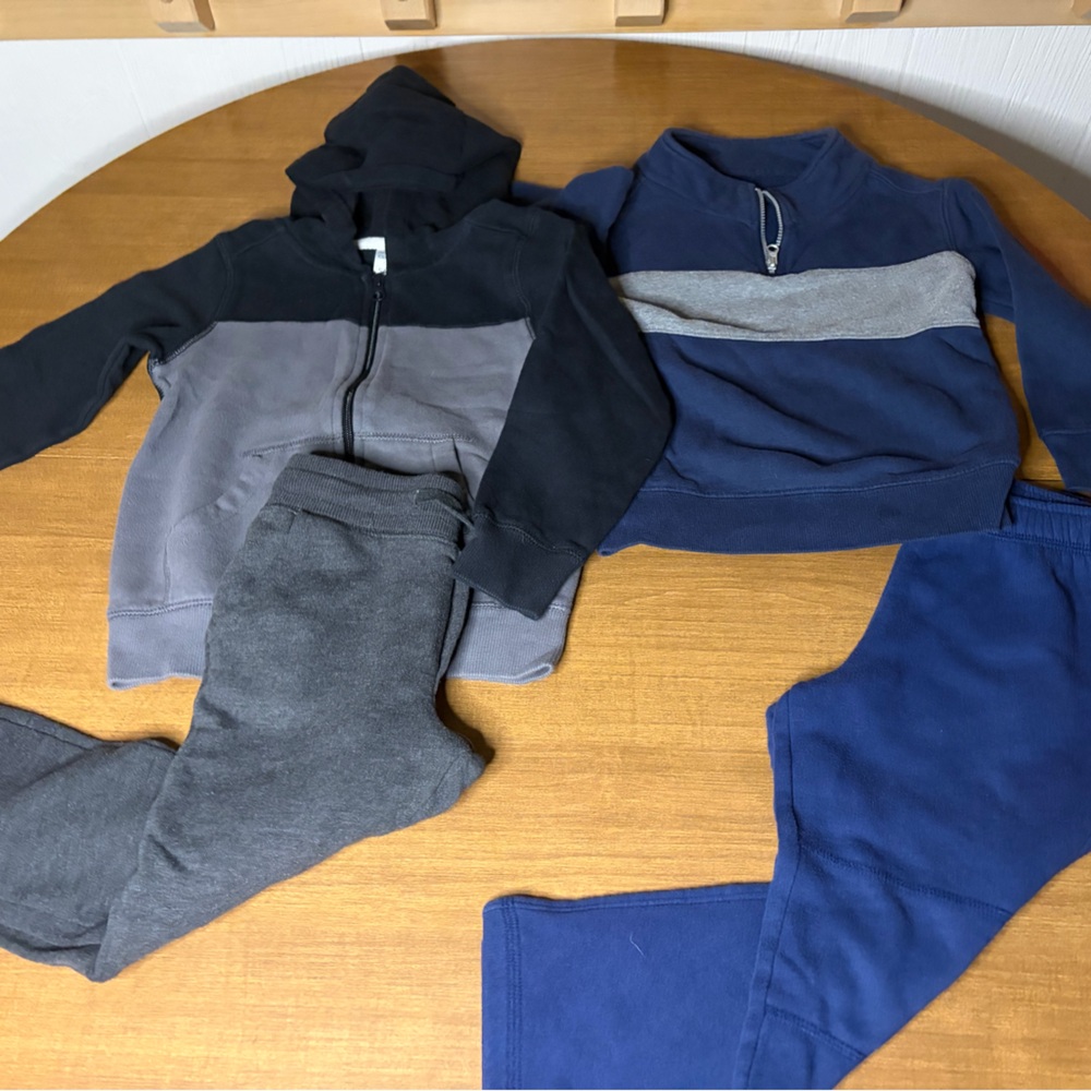 Boys 4-5T Sweats bundle!